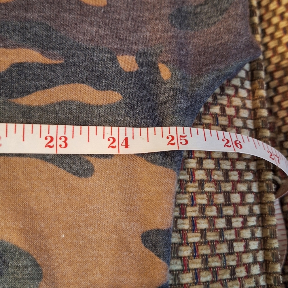 Watermelon Camouflage Oversized Fringe Top For Layering - Picture 6 of 9